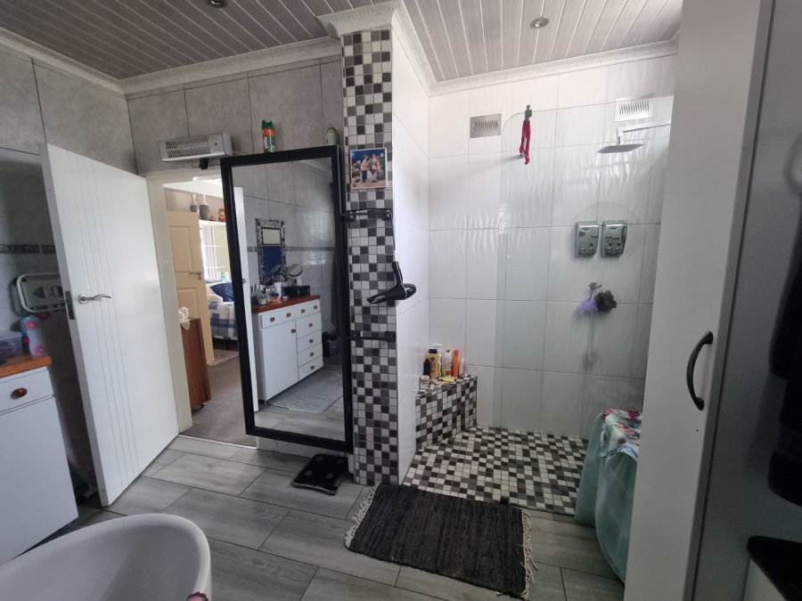 4 Bedroom Property for Sale in Sasolburg Ext 11 Free State